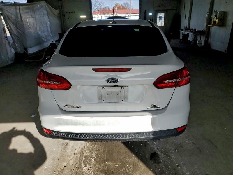 Фото 6 - FORD FOCUS