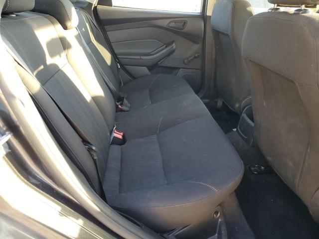 Фото 10 - FORD FOCUS