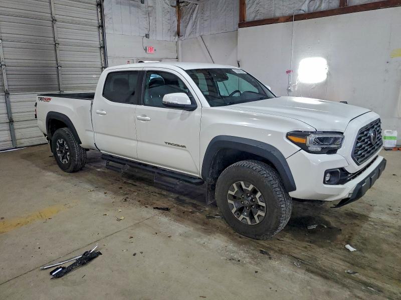 Фото 4 - TOYOTA TACOMA