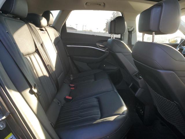 AUDI E-TRON 2019 VIN WA1VABGE7KB021655