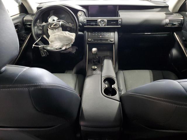 Фото 8 - LEXUS IS