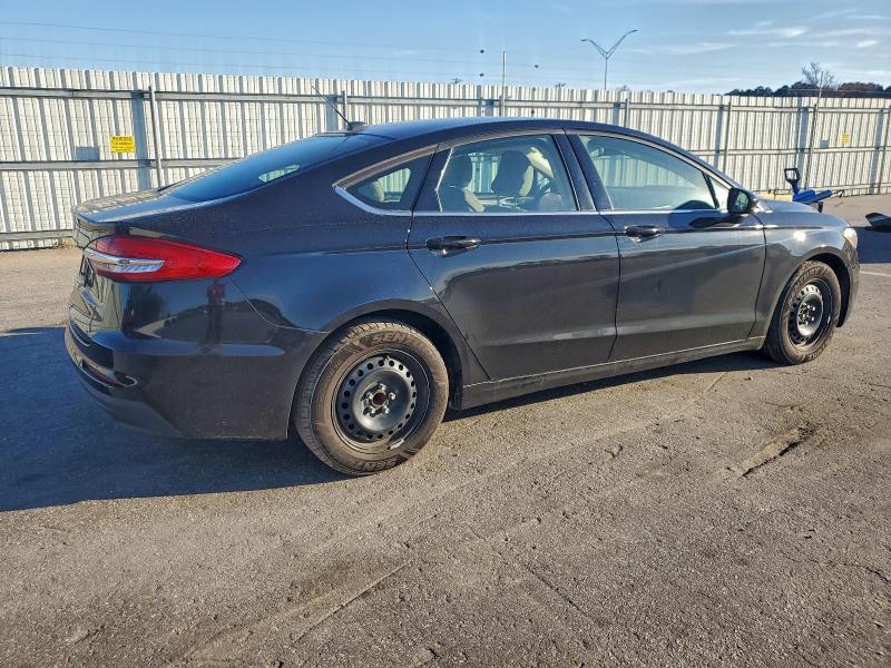 Фото 3 - FORD FUSION