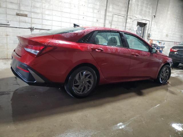 Фото 3 - HYUNDAI ELANTRA