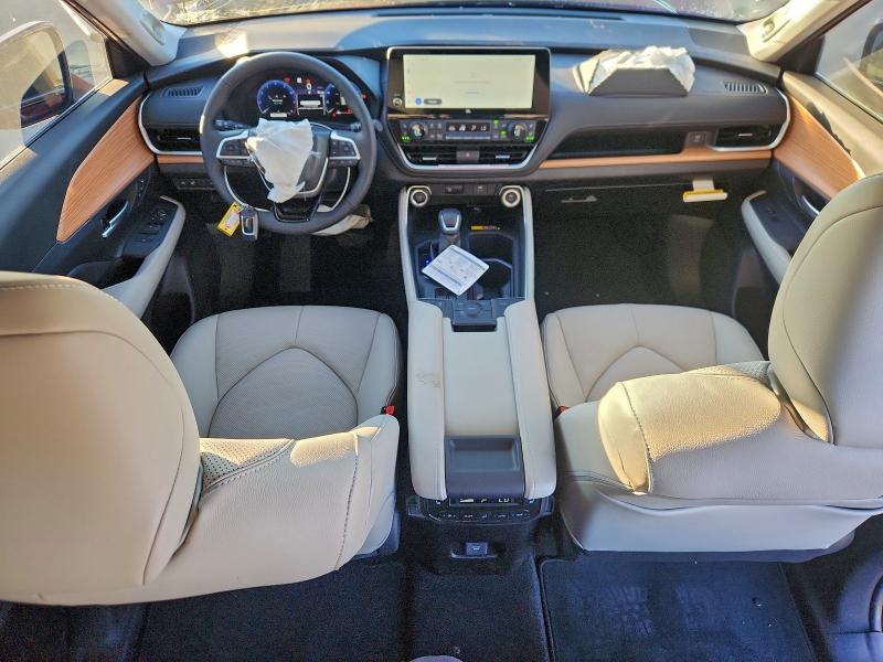 TOYOTA GRAND HIGH 2025 VIN 5TDAAAA5XSS028325