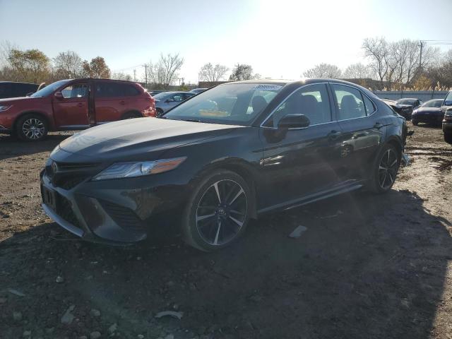 Фото 1 - TOYOTA CAMRY