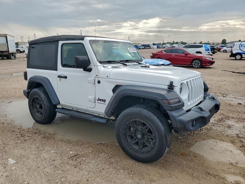 Фото 4 - JEEP WRANGLER