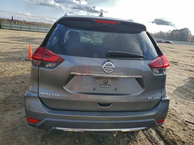 Фото 6 - NISSAN ROGUE