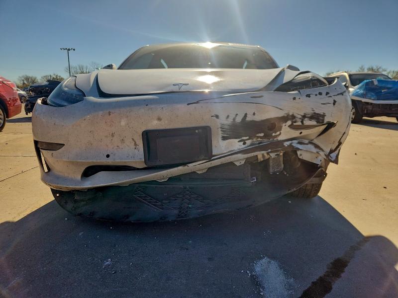 Фото 5 - TESLA MODEL 3