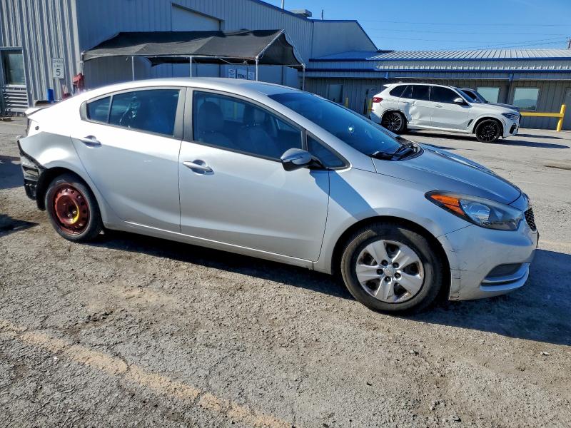 Фото 4 - KIA FORTE