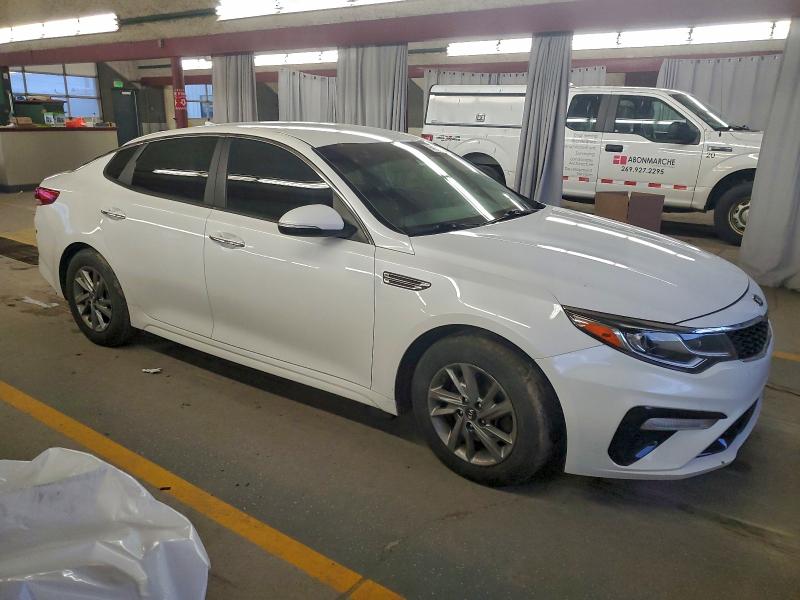 Фото 4 - KIA OPTIMA