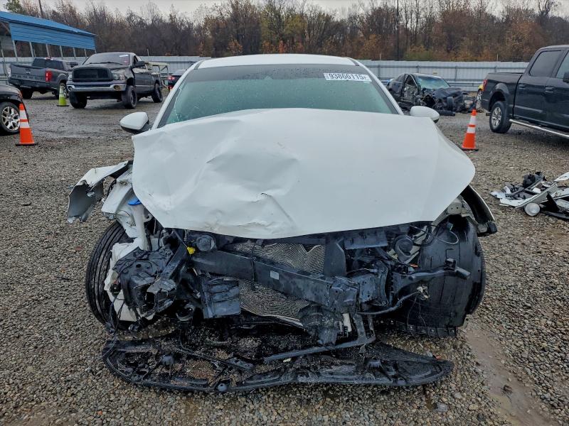 Фото 5 - KIA FORTE