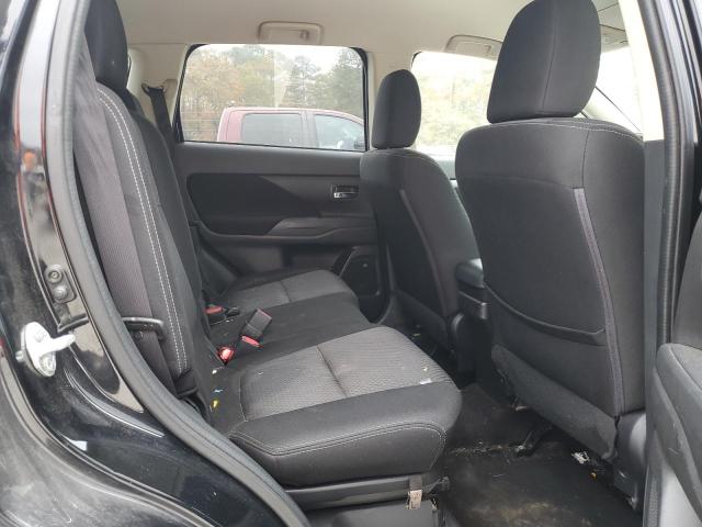 Фото 11 - MITSUBISHI OUTLANDER