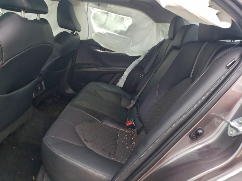 Фото 10 - TOYOTA CAMRY