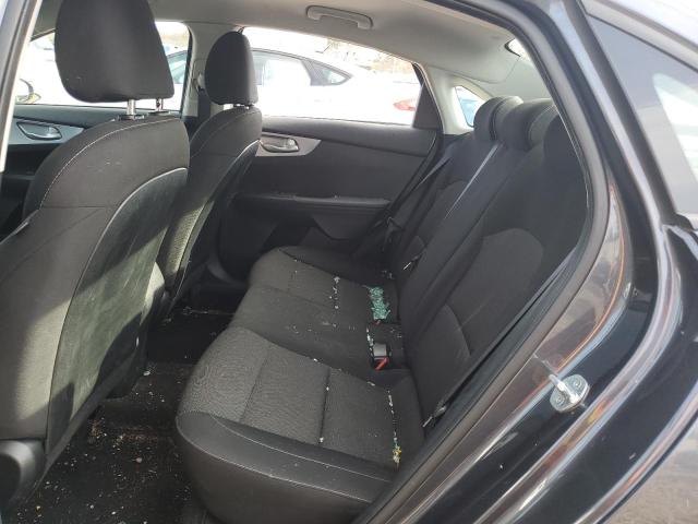 Фото 10 - KIA FORTE