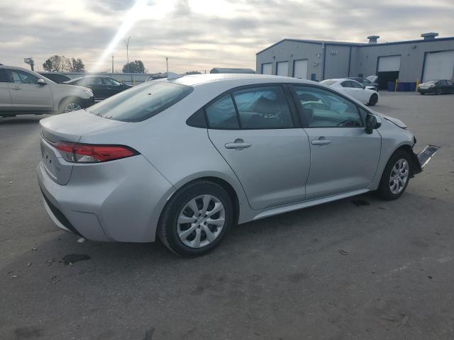 Фото 3 - TOYOTA COROLLA