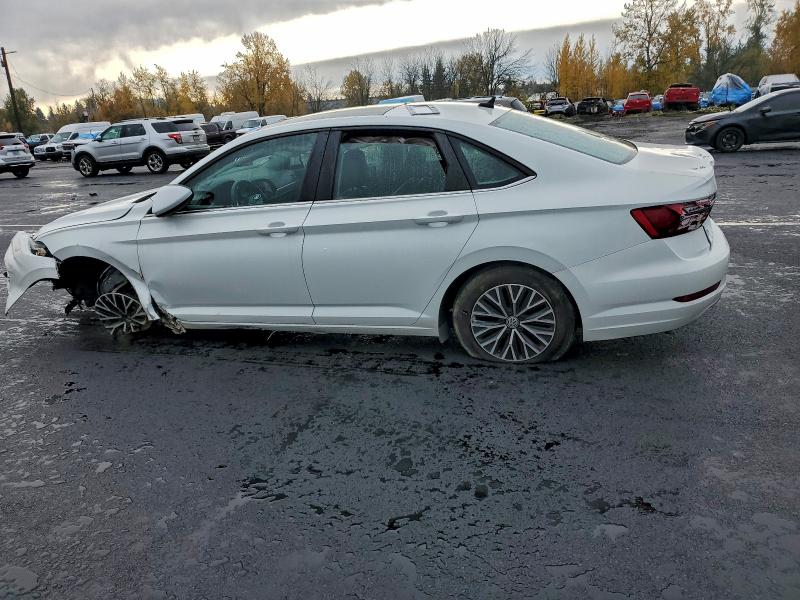 Фото 2 - VOLKSWAGEN JETTA