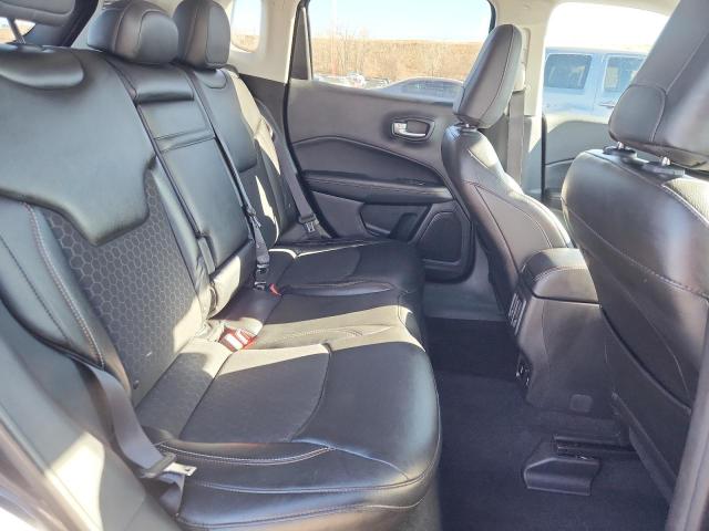 Фото 11 - JEEP COMPASS