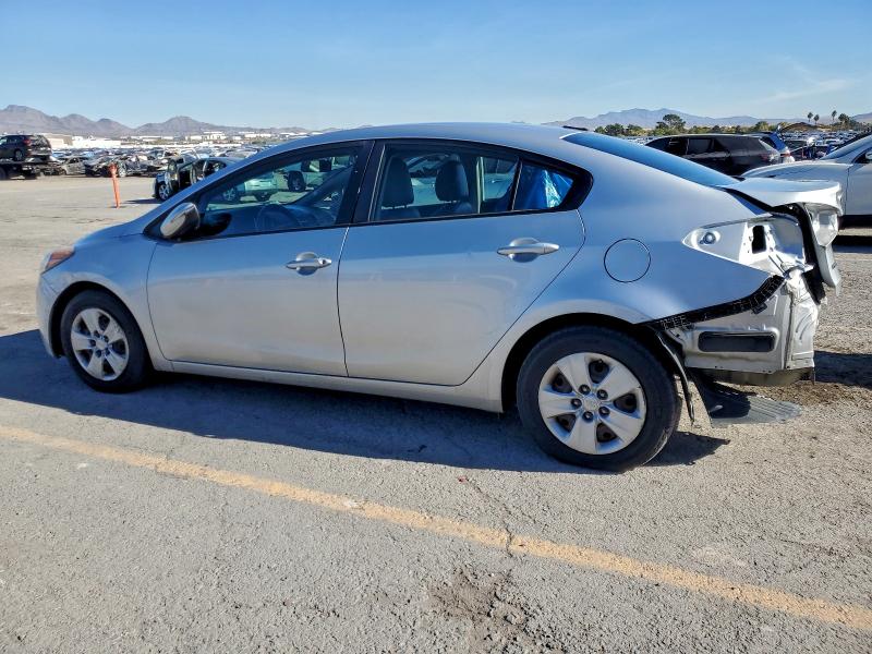 Фото 2 - KIA FORTE