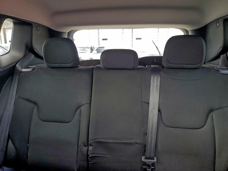 Фото 10 - JEEP RENEGADE