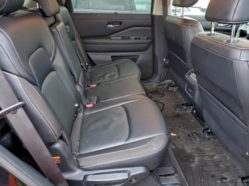 Фото 11 - NISSAN PATHFINDER