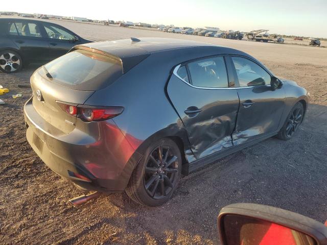 Фото 3 - MAZDA 3