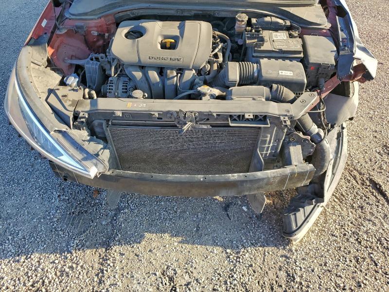 Фото 11 - HYUNDAI ELANTRA