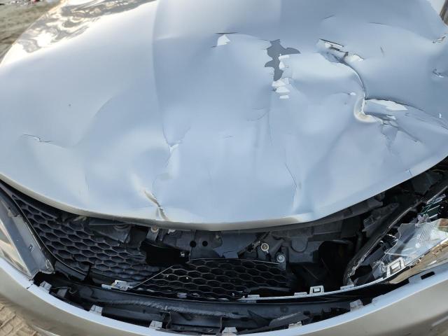 Фото 11 - CHRYSLER 200