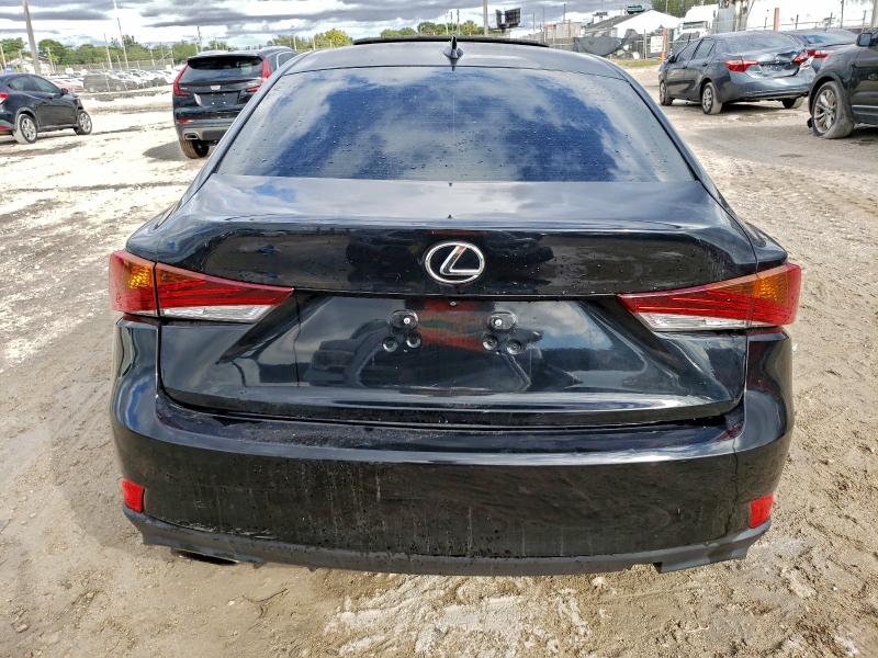 Фото 6 - LEXUS IS