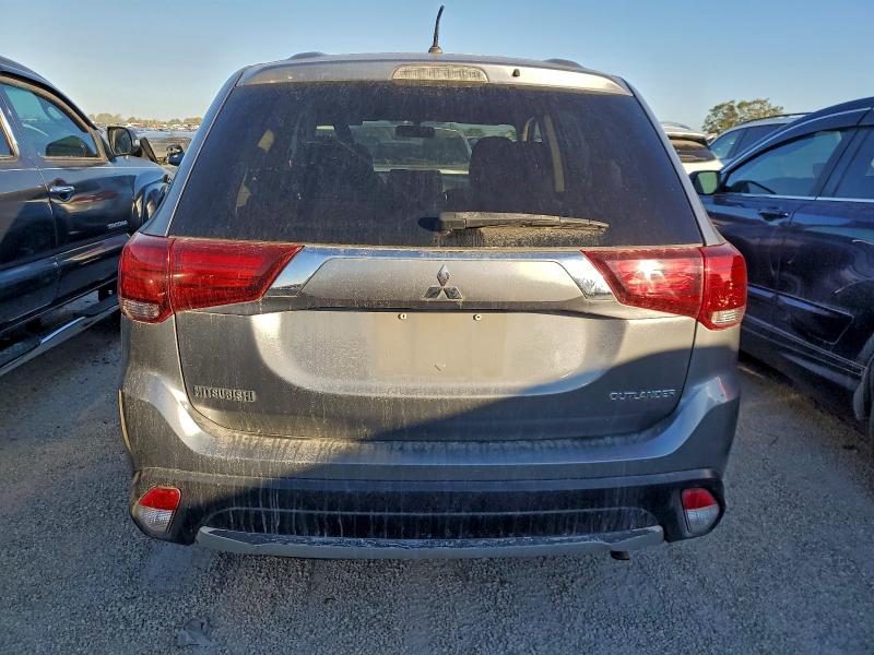 Фото 6 - MITSUBISHI OUTLANDER