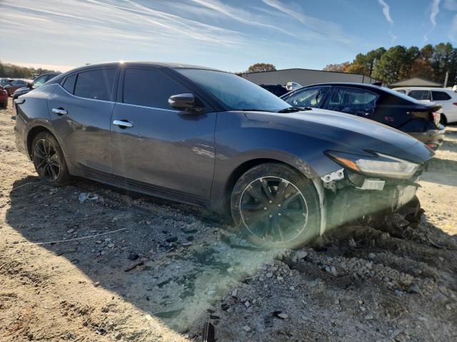 Фото 4 - NISSAN MAXIMA