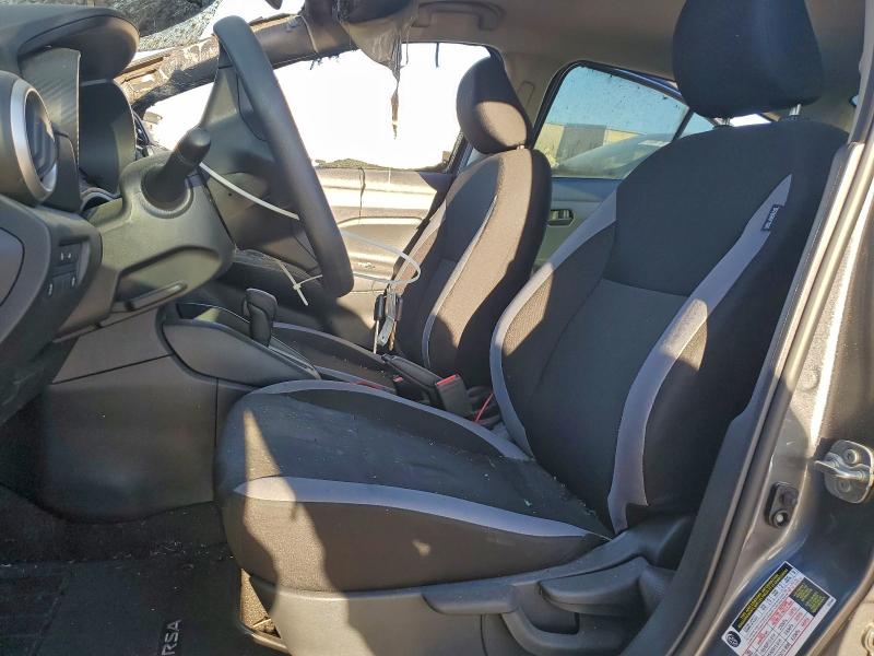 Фото 7 - NISSAN VERSA