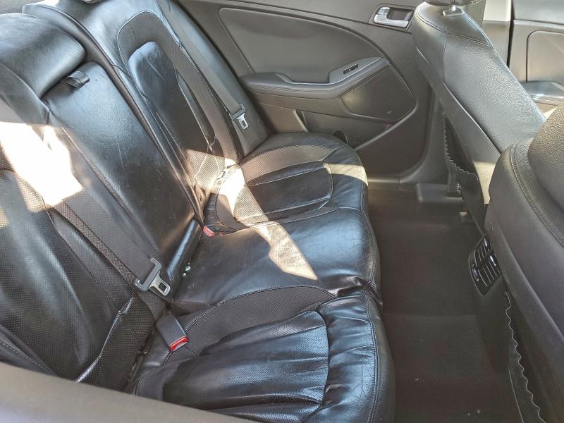 Фото 10 - KIA OPTIMA