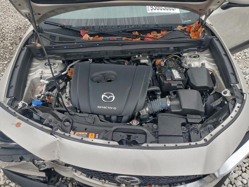 Фото 12 - MAZDA CX30