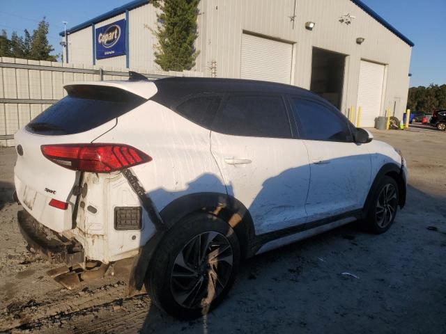 Фото 3 - HYUNDAI TUCSON