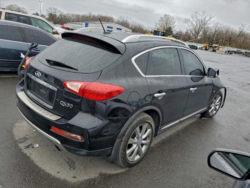 Фото 3 - INFINITI QX50