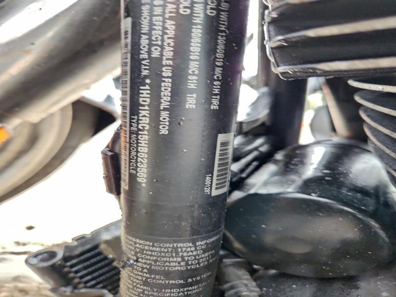 HARLEY-DAVIDSON FL 2017