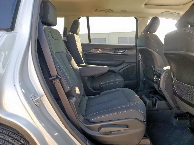 Фото 11 - JEEP GRAND CHER