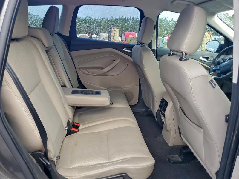 Фото 10 - FORD ESCAPE