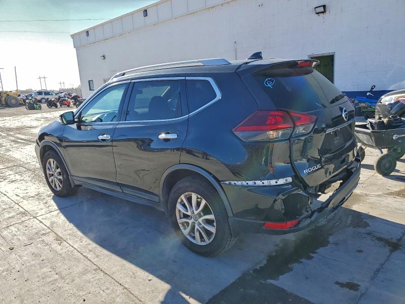 Фото 2 - NISSAN ROGUE