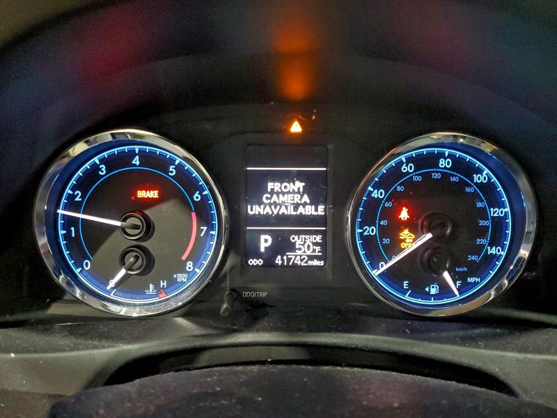 Фото 9 - TOYOTA COROLLA