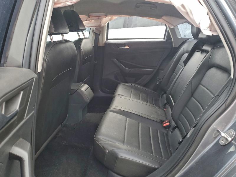 Фото 10 - VOLKSWAGEN JETTA