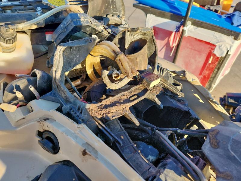 CAN-AM OUTLANDER 2023