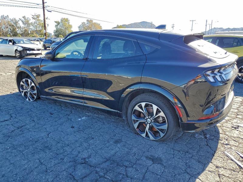 Фото 2 - FORD MUSTANG