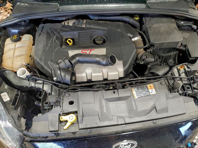 Фото 11 - FORD FOCUS