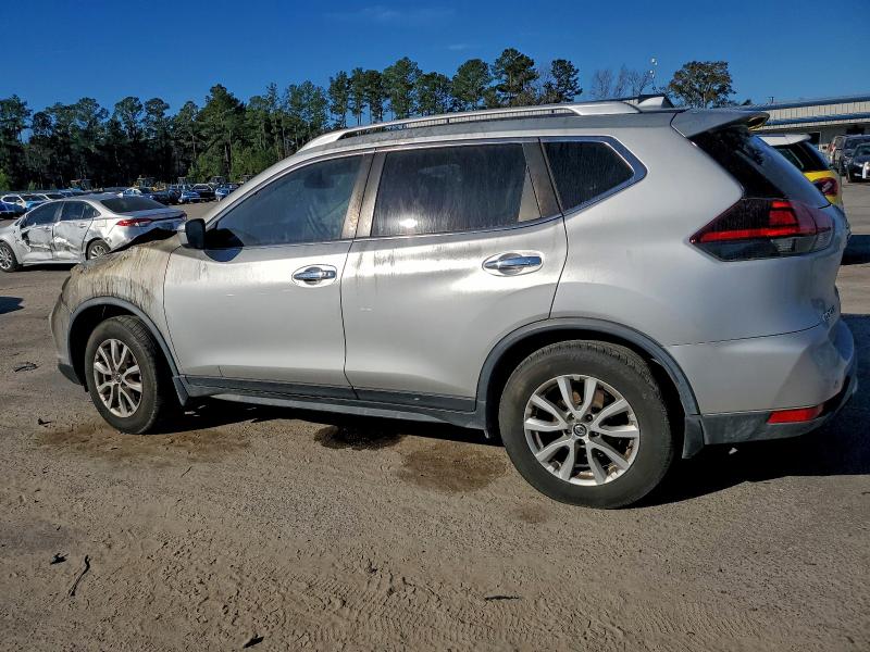 Фото 2 - NISSAN ROGUE