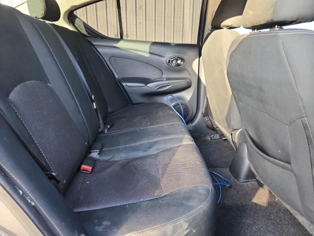 Фото 10 - NISSAN VERSA