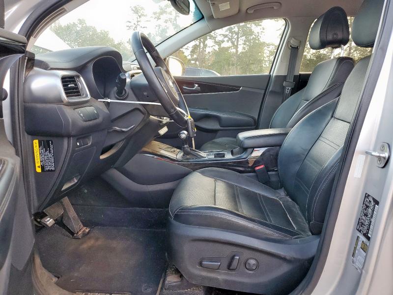 Фото 7 - KIA SORENTO