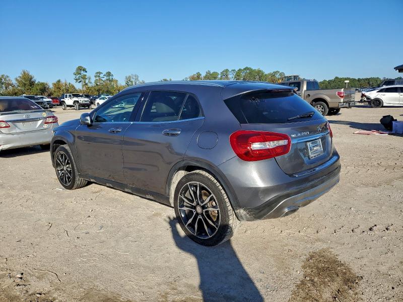 Фото 2 - MERCEDES-BENZ GLA-CLASS