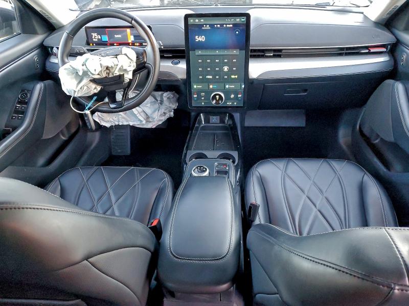 Фото 8 - FORD MUSTANG