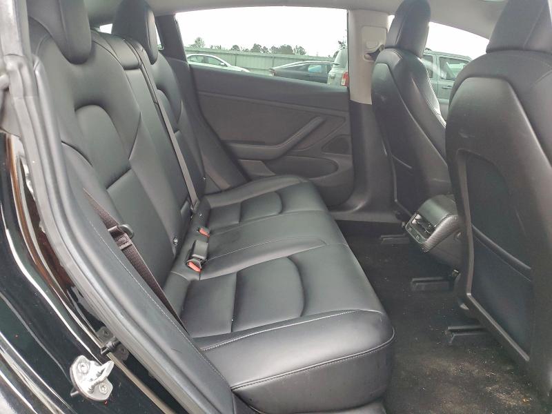 Фото 10 - TESLA MODEL 3